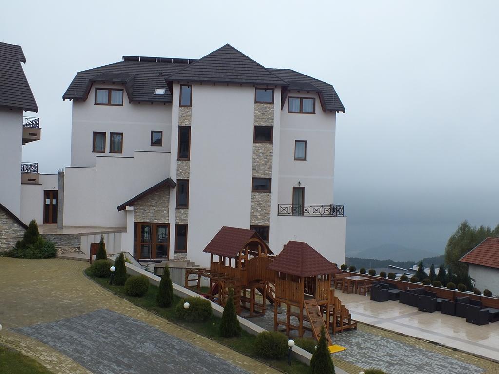 Apartments Zivkovic, Milmari D โคเปานิก ภายนอก รูปภาพ